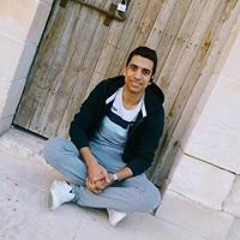 أمينة زكريا