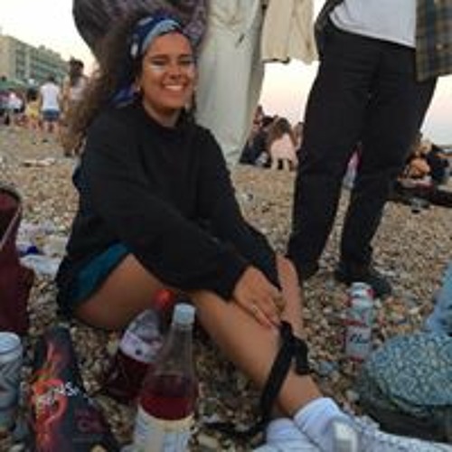 Zena Outram’s avatar