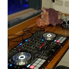 Dj charlee t