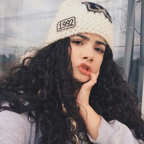 Bruna Gabriel’s avatar