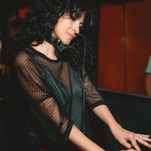 Stream Laura Cuello music Listen to songs, albums, playlists for free