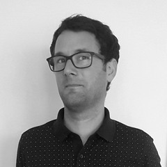 Gabriel Ananda ‎– Ihre Persönliche Glücksmelodie (Strial à Tioneb RMX1)