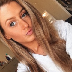 Maddie McCastland