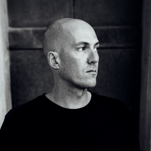 JULIAN JEWEIL’s avatar