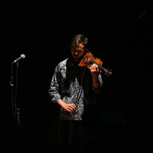 Stream Berg Violin concerto by KeirGoGwilt Listen online for free on