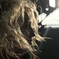 Anya Makaroni