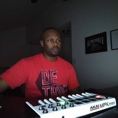 SIDESHOW THE PRODUCER