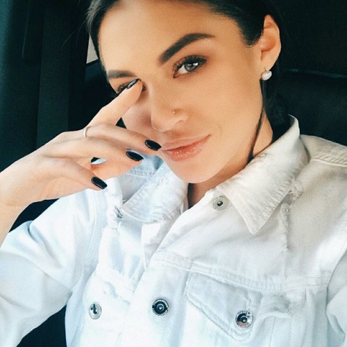 Nadine Stolz’s avatar