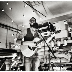 Tamati (Tom Luchies)