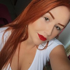 Samara Lee