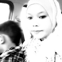 dewi nathasya zakira