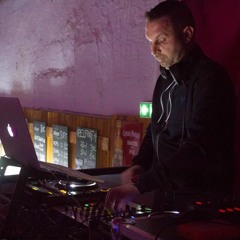 DJ OZ (Tree Of House)