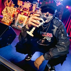Elton  Erma