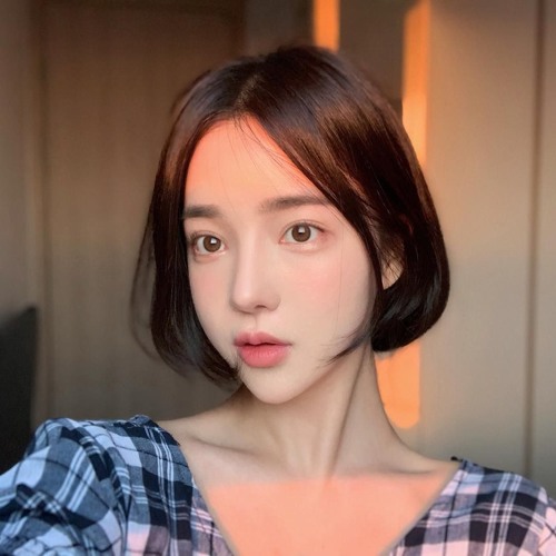 윤아라’s avatar
