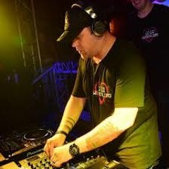 DJ DEEPONE