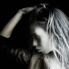 Model page Angelique