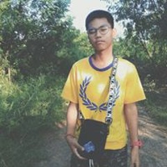 เบื่อเฟิร์สเบื่อ.