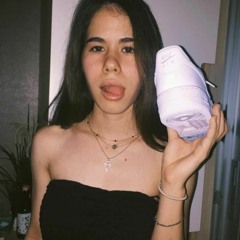 𝐓𝐄𝐑𝐄𝐒𝐀 𝐁𝐀𝐑𝐑𝐄𝐓𝐓