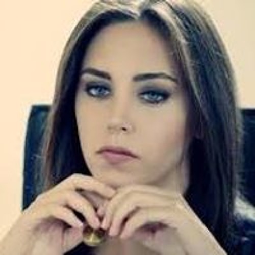 Mobina Nazari’s avatar