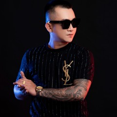 THÀNH T-NiKE