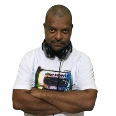 MC RAFAEL CH - ELA BEBE UM POUCO MAIS (Dj Tropesso)