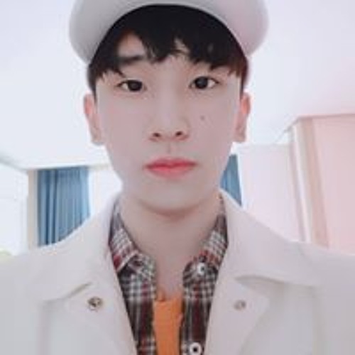 윤현진’s avatar