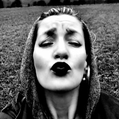 Die-Selina
