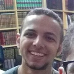 مصطفي علي