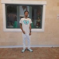 Ezra Rolle