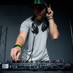 DJ Hunts