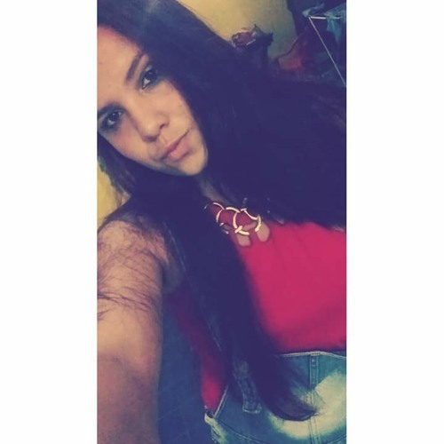 leandra Milanez’s avatar