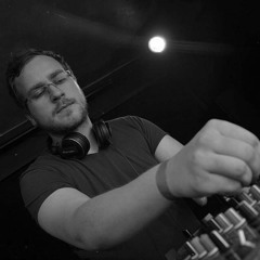 DJ PSYCHIQ