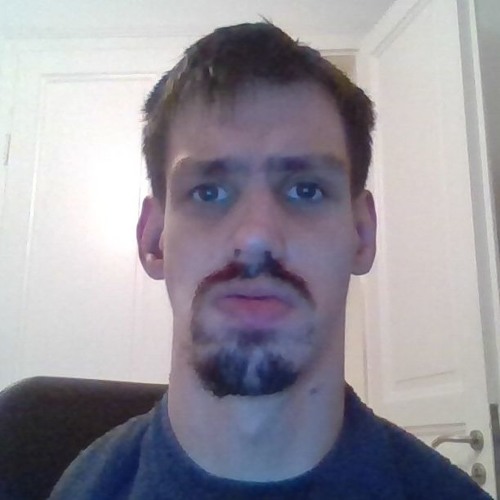 BeRo - Cheap happy hardcore track (draft, unfinished, unmastered, yet without vocals, plain BR808)