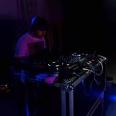 DJ-MASTER