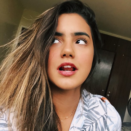 Sabrina Oliveira’s avatar