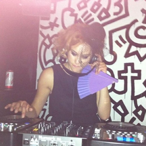 DJ Queen JRK’s avatar