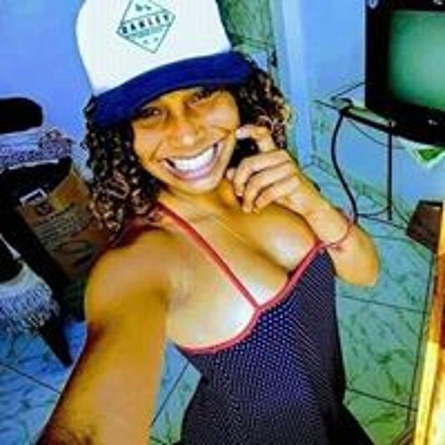 Victoria Ferreira’s avatar