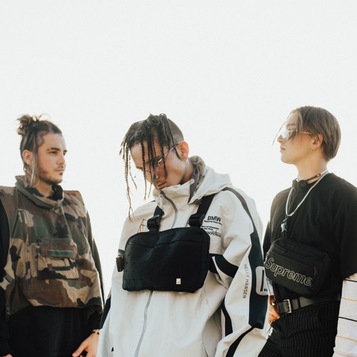 Stream CHASE ATLANTIC music | Listen to songs, albums, playlists for ...