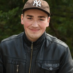 Максим Левченко