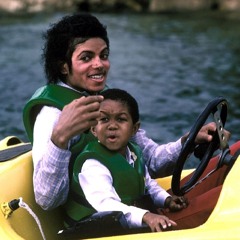 K!NG of L@K3 CØMØH, 👼 Royal Trillionaire Genius.