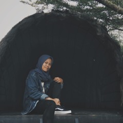 Putri Undaris