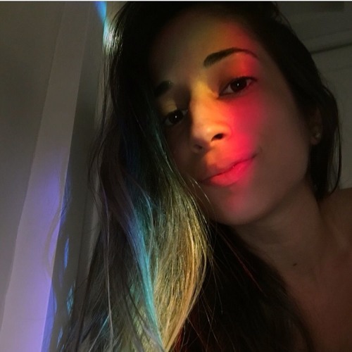 juliana oliveira’s avatar