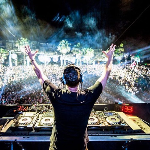 Fat Bottom Girls Wake Me Up (Mashup Matty x Nath Jennings Edit) - Queen Vs Avicii