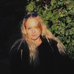 Eszti Szabó