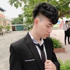 Quân Hùng