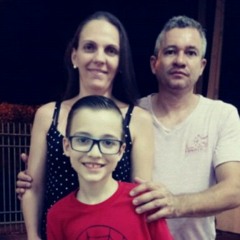 Simone e familia