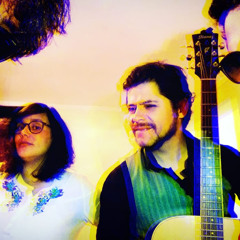 ROBERTO Y LOS DINOSAURIOS SALVAJES