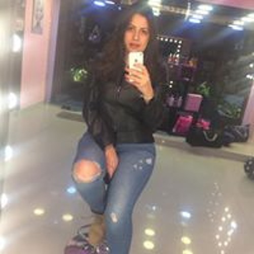 Christine Nasr’s avatar