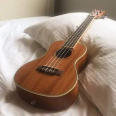 smolhappyguitar12