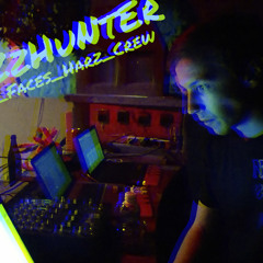 BaZzHuNtEr